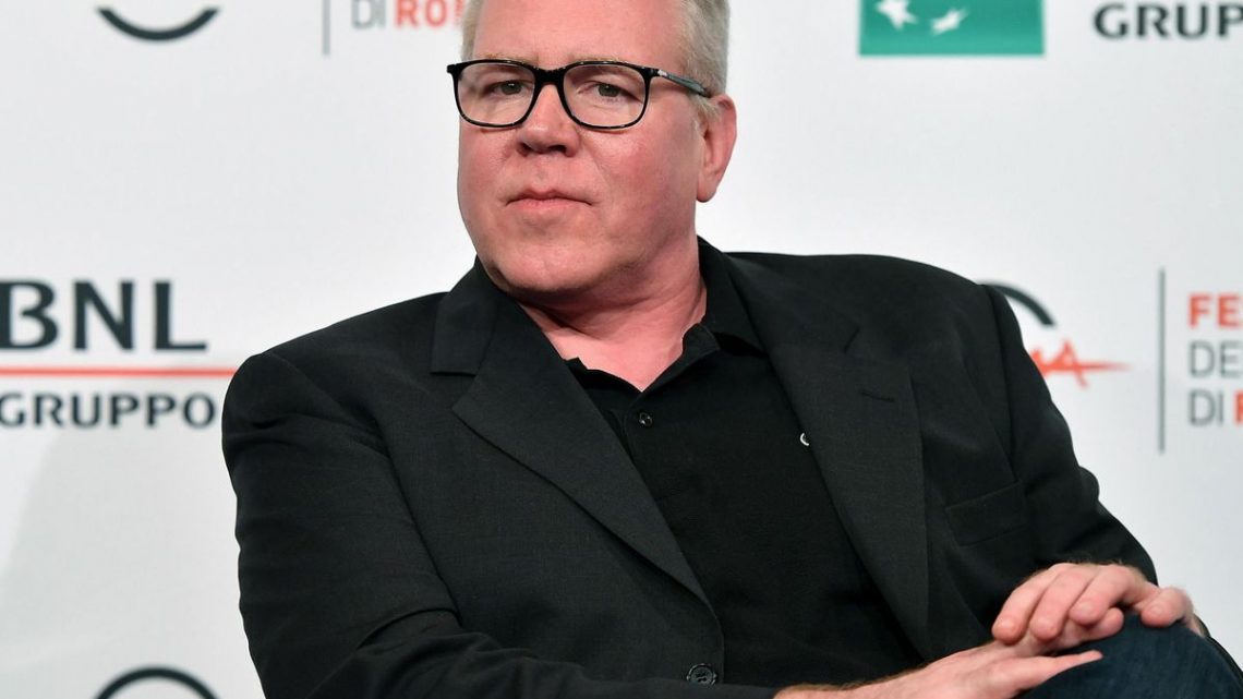 LOS DESTROZOS I: BRET EASTON ELLIS QUIERE MATARTE LOS DESTROZOS I: BRET EASTON ELLIS QUIERE MATARTE