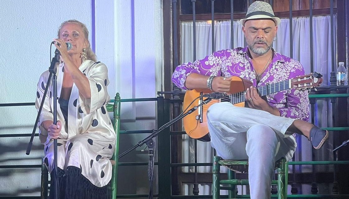 FLAMENCO POR ZURBARÁN FLAMENCO POR ZURBARÁN