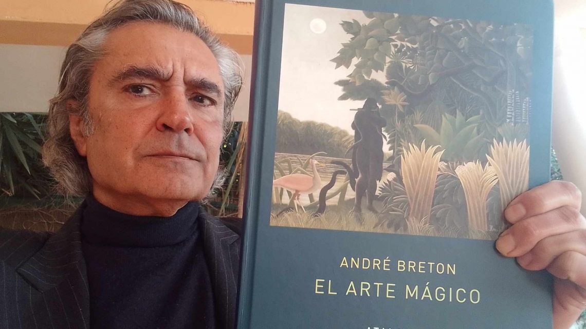 UN SEÑOR LIBRO UN SEÑOR LIBRO
