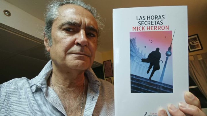 ESPÍAS Y SAMARITANOS