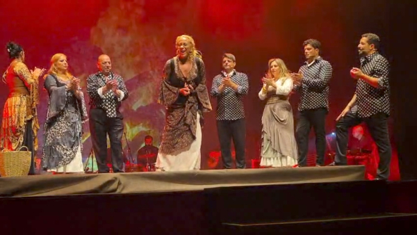 TEATRO “LÓPEZ DE AYALA”:  ¡LLEGÓ “EXTREMADURA GITANA!”